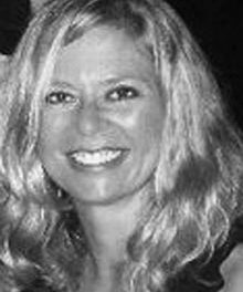Shelley Lowther Extends Herself