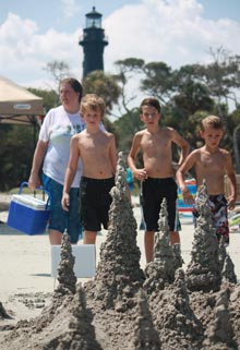 Sand Sculptures & Side Street Walkers