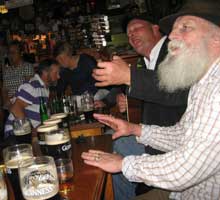 Ireland-roadside-tavern
